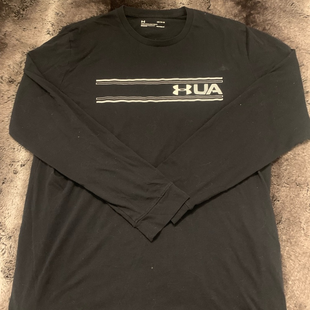 Under armour large vintage shirt black and grey
